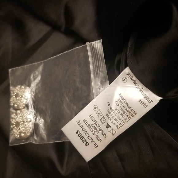 Gorgeous black and white jacket NWOT size 22 - Picture 8 of 9